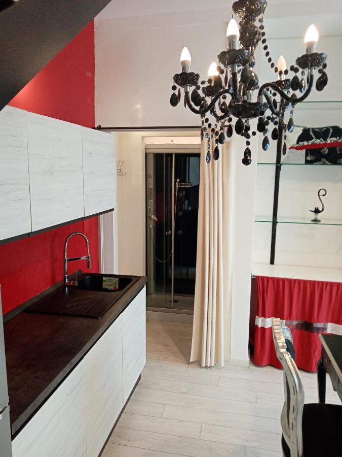 Einaudi 56 Guest House Cagliari Esterno foto